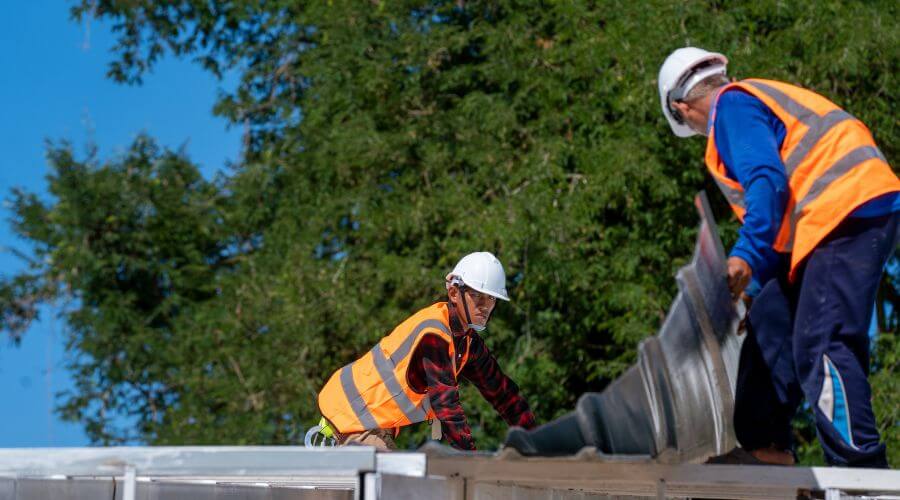 Professional new roof installation services in Oakley, MI